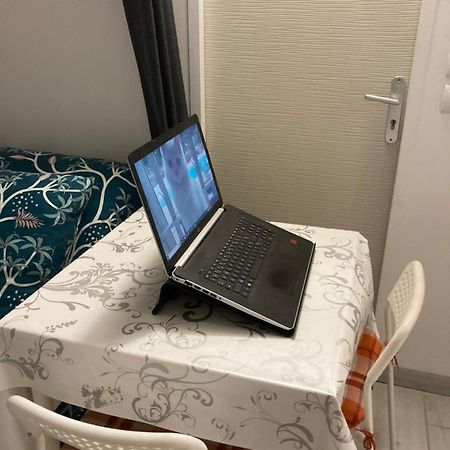 Appartement Au Havre De Paix à Garéoult Extérieur photo