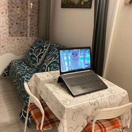 Appartement Au Havre De Paix à Garéoult Extérieur photo